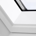 Okno dachowe łazienkowe VELUX® GLU 0051 - warstwa poliuretanu
